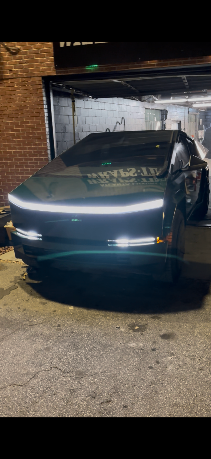 Cybertruck Front End